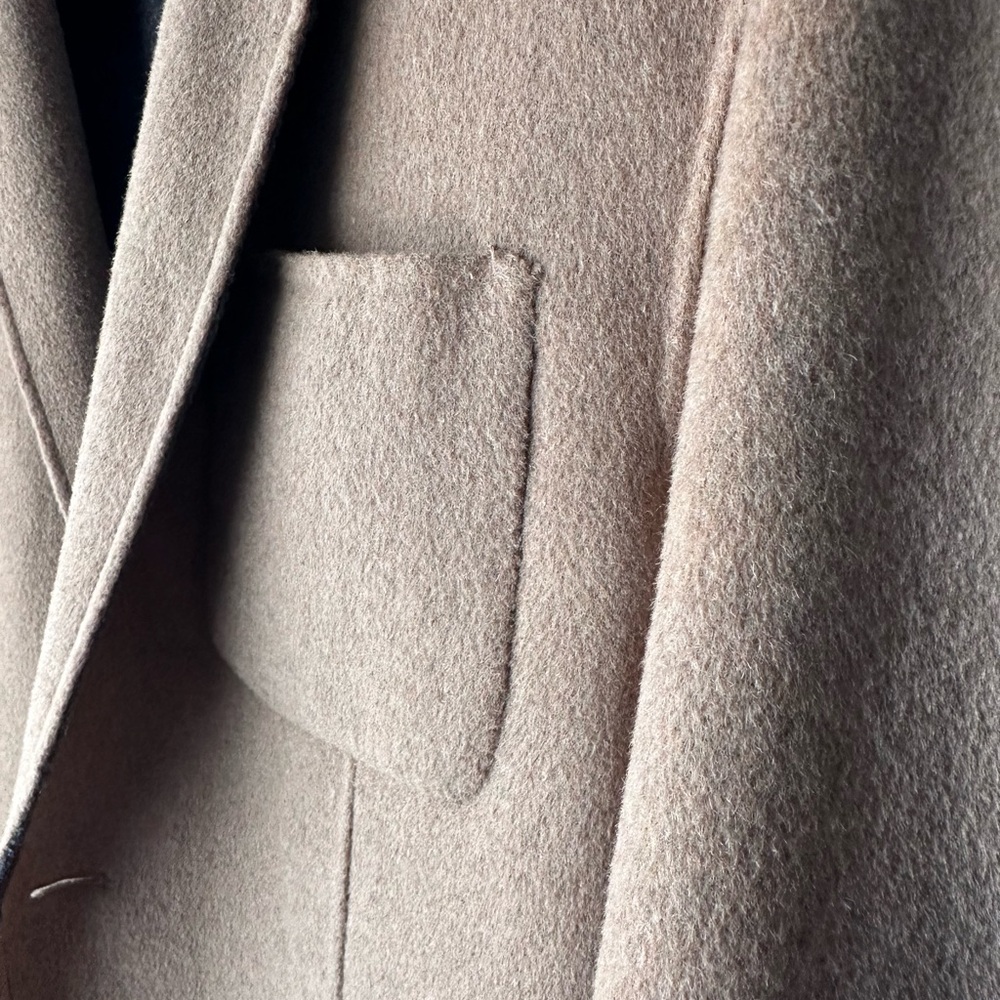 Banana Republic Men's Camel/Gray Reversible Unconstructed Blazer - Picture 4 of 10